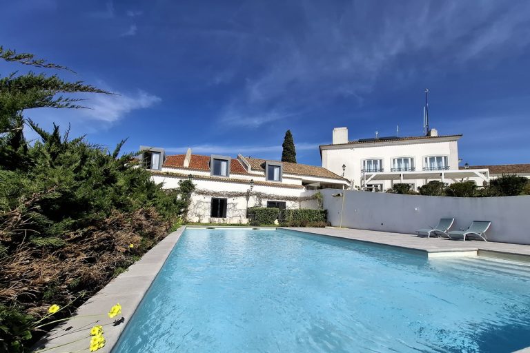 Retreat in wine hotel near Lisbon